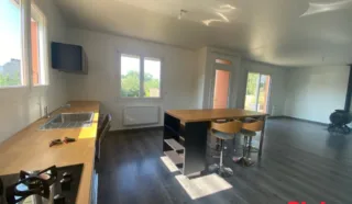 Maison 4 pièce(s)