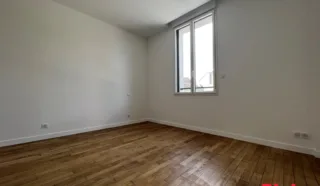 Maison 6 pièce(s)