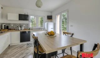Maison 6 pièce(s)