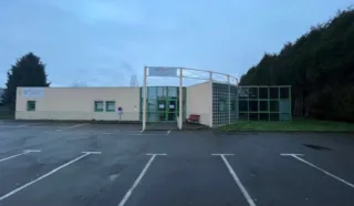  LOCAL D'ACTIVITES LA CHAPELLE-DES-FOUGERETZ 900 m²