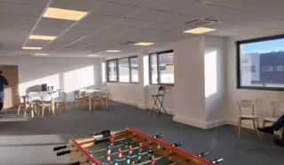  1 034 M² LOCAUX D'ACTIVITÉS CARQUEFOU