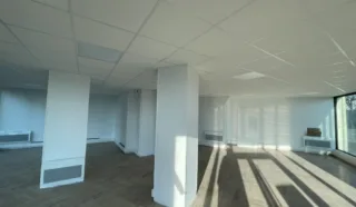  BUREAUX / LOCAL COMMERCIAL  95 m² BREST