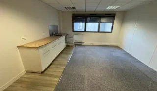  BUREAUX 209 M² NANTES