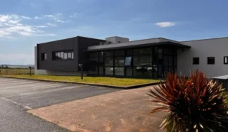  BUREAUX 576 M² LOUDEAC