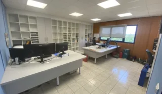  BUREAUX 576 M² LOUDEAC