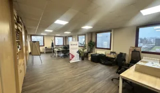  BUREAUX 117 m² CHANTEPIE