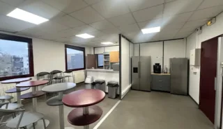  BUREAUX 117 m² CHANTEPIE
