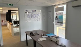  BUREAUX 111 M² NANTES