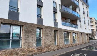  BUREAUX 111 M² NANTES