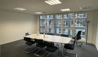  BUREAUX 233 m² RENNES