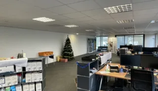  BUREAUX 233 m² RENNES