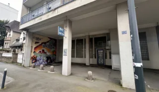  BUREAUX LOCAUX COMMERCIAUX 140 m² RENNES