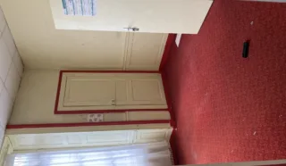  BUREAUX 428 m² VITRE