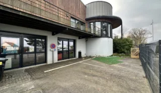  BUREAUX / LOCAL COMMERCIAL 153 m² BAIN DE BRETAGNE