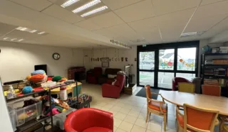  BUREAUX / LOCAL COMMERCIAL 153 m² BAIN DE BRETAGNE