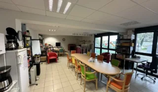  BUREAUX / LOCAL COMMERCIAL 153 m² BAIN DE BRETAGNE