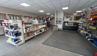  Local d'activités 340 m² RENNES EST