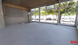  BUREAUX BRUTS DE BETON SAINT-MALO 112 M²