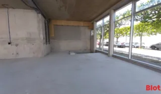  BUREAUX BRUTS DE BETON SAINT-MALO 112 M²