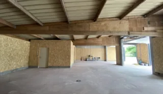  LOCAUX D'ACTIVITES DINAN 225 m²
