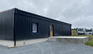  LOCAUX D'ACTIVITES DINAN 225 m²