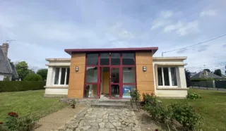  BUREAUX PLEURTUIT 181 m²