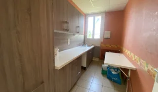  BUREAUX PLEURTUIT 181 m²