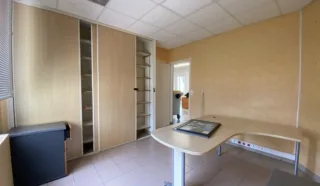  BUREAUX PLEURTUIT 181 m²
