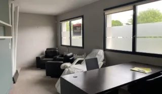  BUREAUX TADEN 83 m²