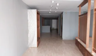  LOCAL COMMERCIAL 90 m² PONTIVY