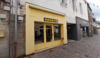  LOCAL COMMERCIAL 90 m² PONTIVY