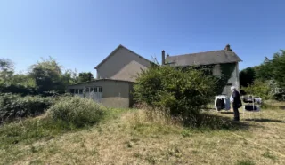  BUREAUX LOCAUX COMMERCIAUX 600 M² NANTES