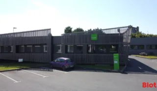  BUREAUX 1 219 M² ST BRIEUC