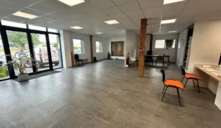  LOCAL D'ACTIVITES PACE 1 100 m²