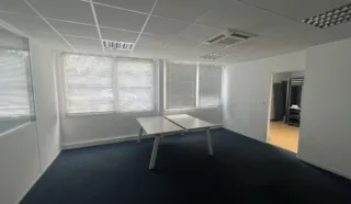  BUREAUX 283 M² CARQUEFOU
