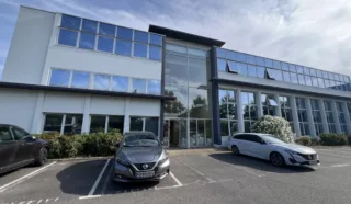  BUREAUX 283 M² CARQUEFOU