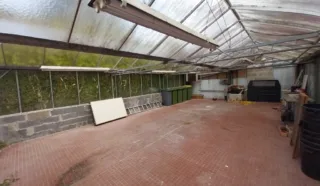  LOCAL COMMERCIAL 205 m² LANDERNEAU