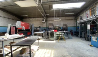  LOCAL D'ACTIVITES SAINT-SAMSON-SUR-RANCE 975 m²