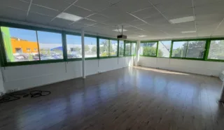  BUREAUX 735 M² CARQUEFOU