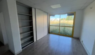  BUREAUX 735 M² CARQUEFOU
