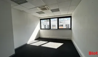  BUREAUX CESSON-SEVIGNE 105 m²