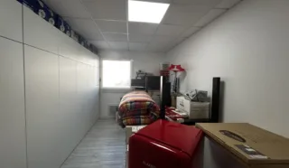  BUREAUX 98 m² COUËRON