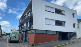  BUREAUX 45 m² LOPERHET