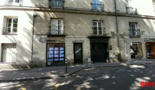  LOCAUX COMMERCIAUX 46 M² NANTES