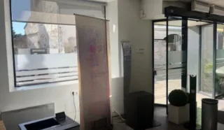  LOCAUX COMMERCIAUX AURAY 155 m²