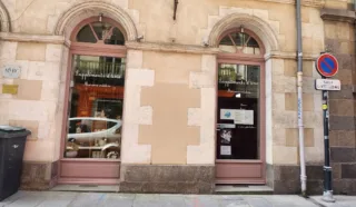  Boutique avec droit d'entrée HYPER CENTRE RENNES 50 m²