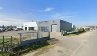  LOCAL COMMERCIAL 350 m² LANESTER