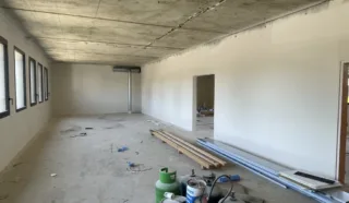 BUREAUX 328 m² LE RHEU