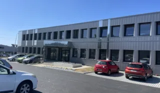  BUREAUX 328 m² LE RHEU