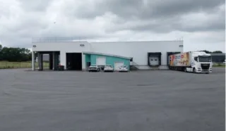  LOCAL D'ACTIVITES 920 M² QUESSOY